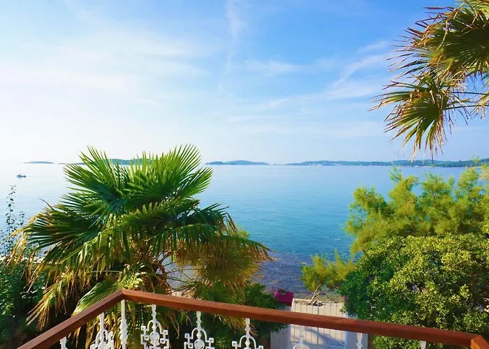 Villa House With Private Pool At The In - Peljesac *