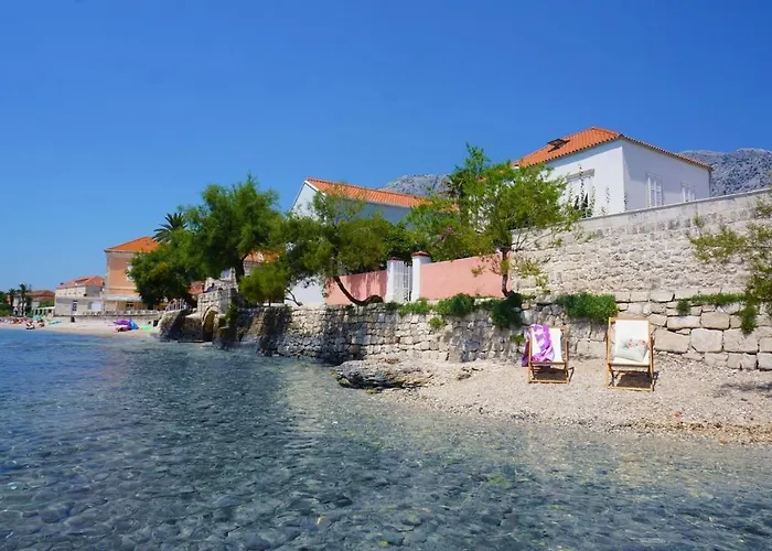 House With Private Pool At The In - Peljesac Villa *