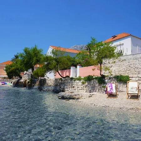 House With Private Pool At The In - Peljesac Вилла *